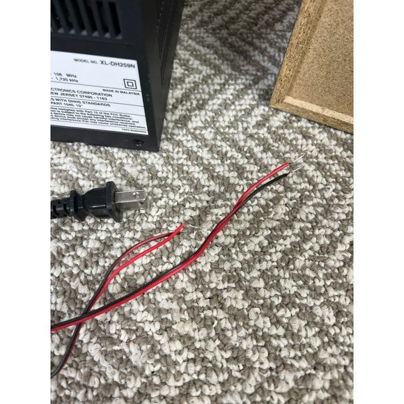 Sharp Stereo System - Picture 9 of 12